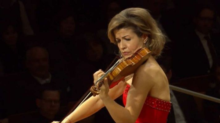 Telediario 1 - La violinista Anne-Sophie Mutter, Premio Yehudi Menuhin a la Integración de las Artes y la Educación