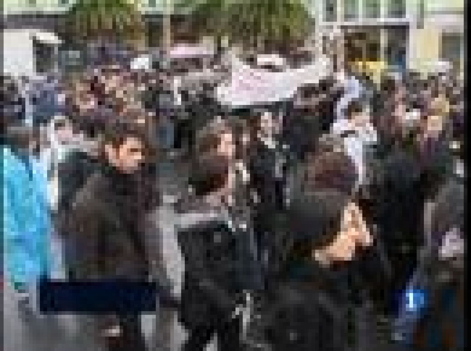 Sin programa: Graves disturbios en Grecia | RTVE Play