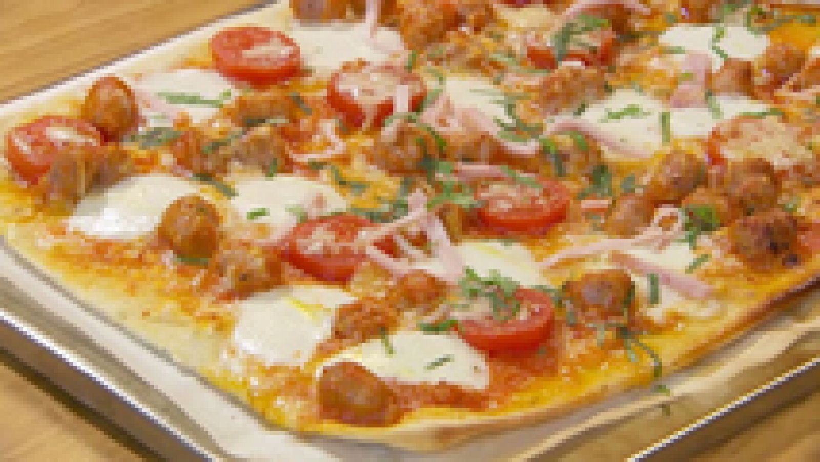 Receta de Pizza casera - Torres en la Cocina - RTVE.es 