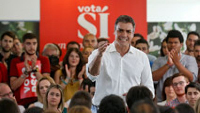 Pedro Sánchez le pide a Pablo Iglesias "más respeto" al Partido Comunista