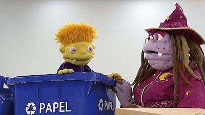 Medioambiente - Reciclar es un deber de todos - Verano Clan | Ver