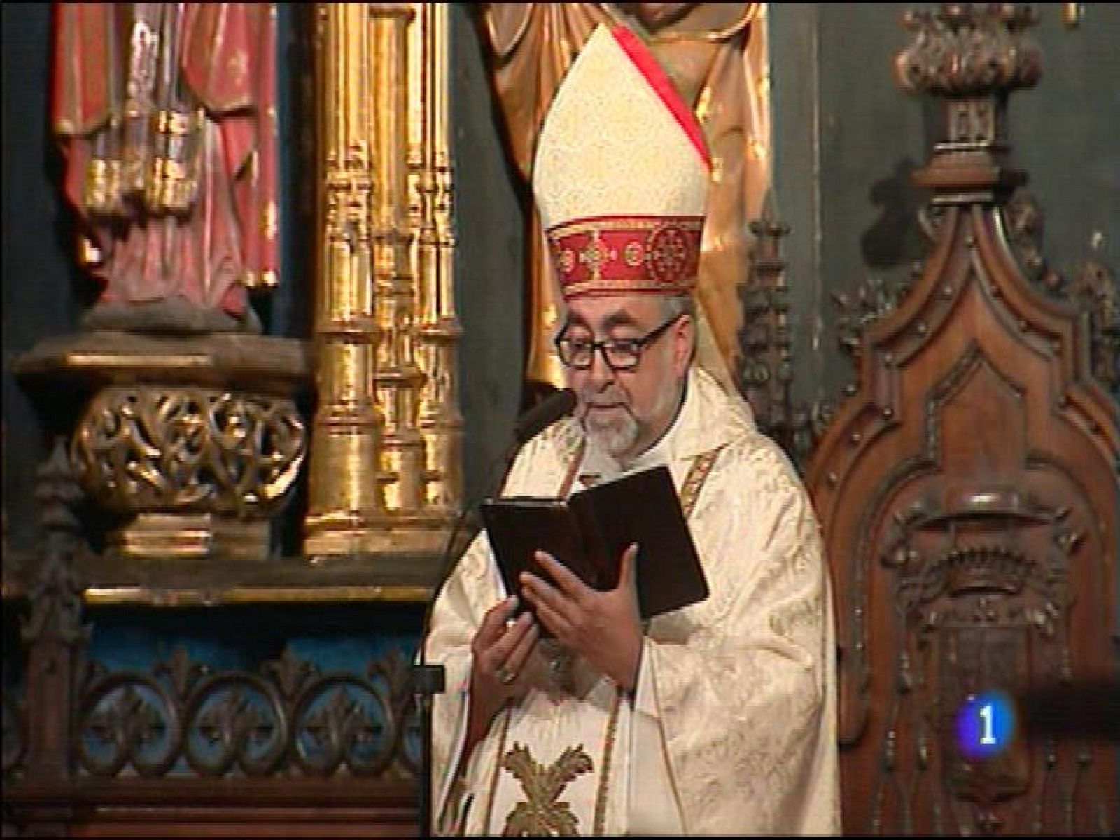   La Convención Marco de Naciones Unidas sobre el Cambio Climático y el Acuerdo de París han obtenido el Premio Princesa de Asturias de Cooperación Internacional. El arzobispo de Oviedo muestra su solidaridad con su homólogo de Valencia, Antonio Cañizares, tras la polémica suscitada por sus críticas al feminismo y a la homosexualidad.