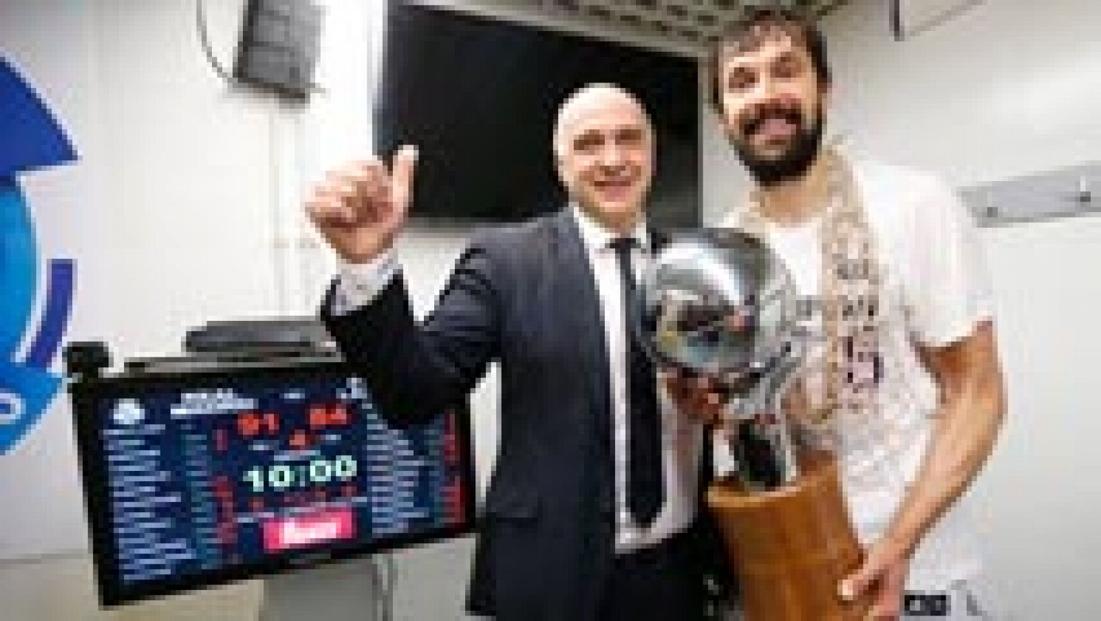 Telediario 1: Llull y Laso, claves en la liga número 33 del Madrid | RTVE Play