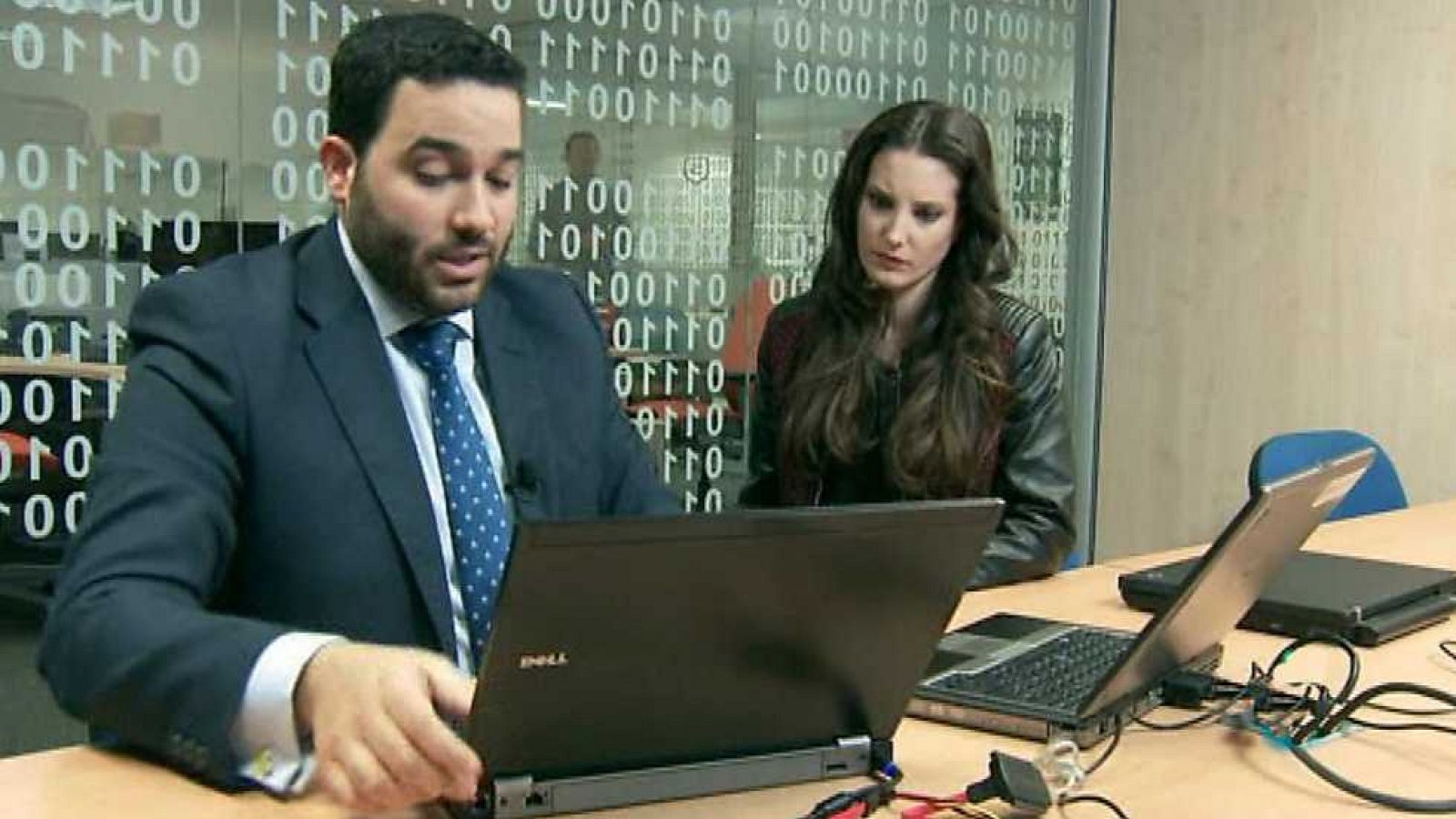 Mundo Hacker - Seguridad en el movil (1) - ver ahora