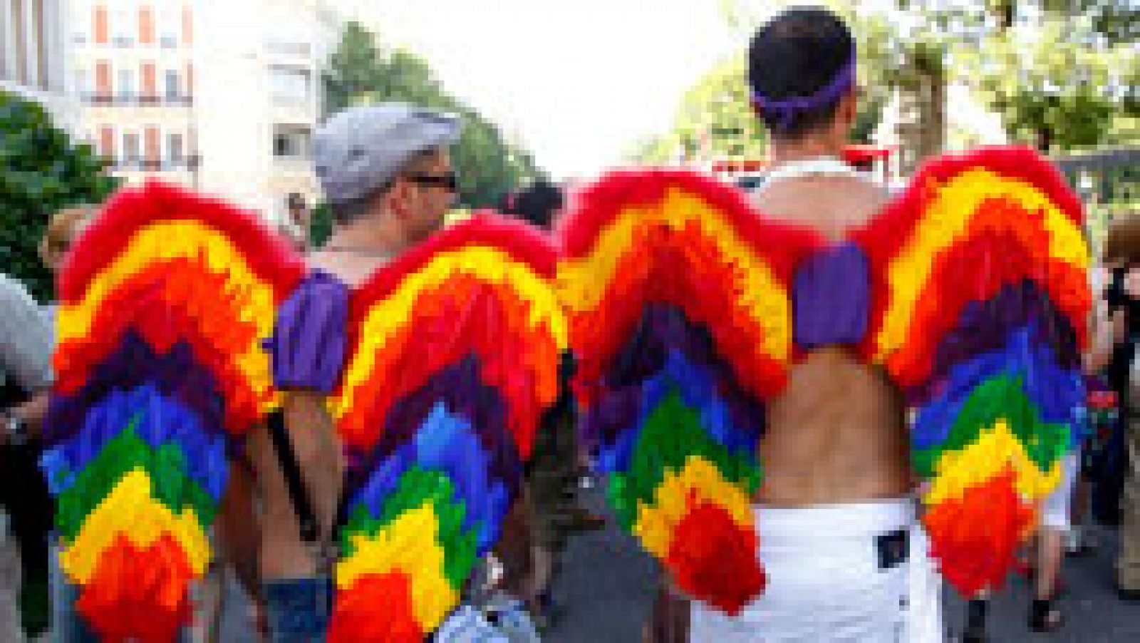 Telediario 1: El Orgullo Gay arranca este jueves en Madrid con un manifiesto en homenaje a las víctimas de Orlando | RTVE Play