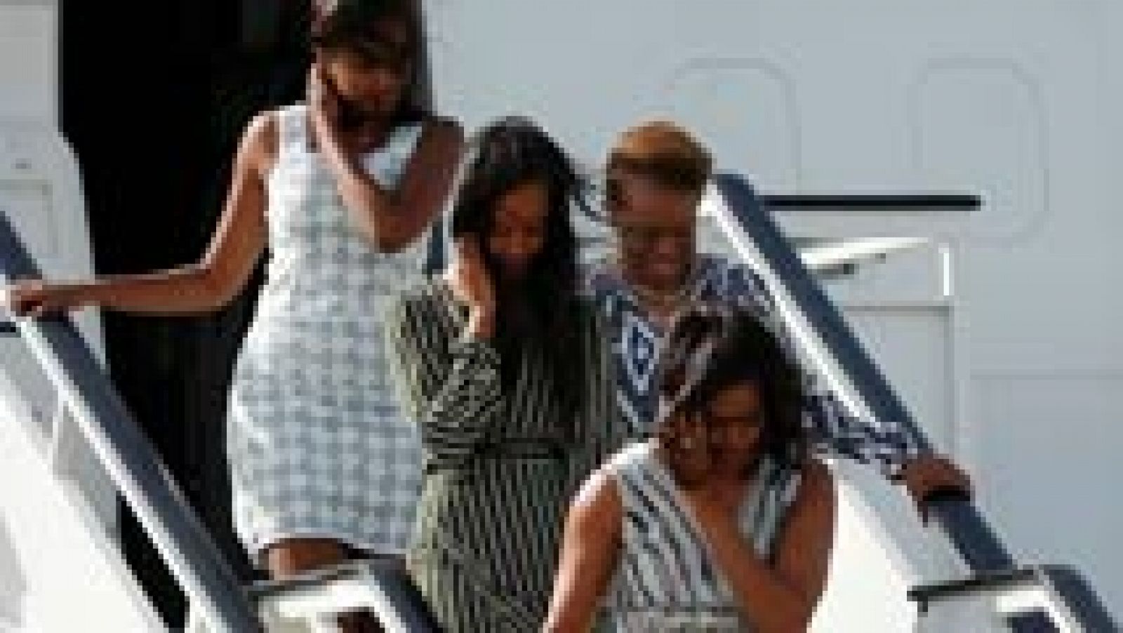 Telediario 1: Michelle Obama llega a España donde se reunirá con la reina por su causa solidaria | RTVE Play