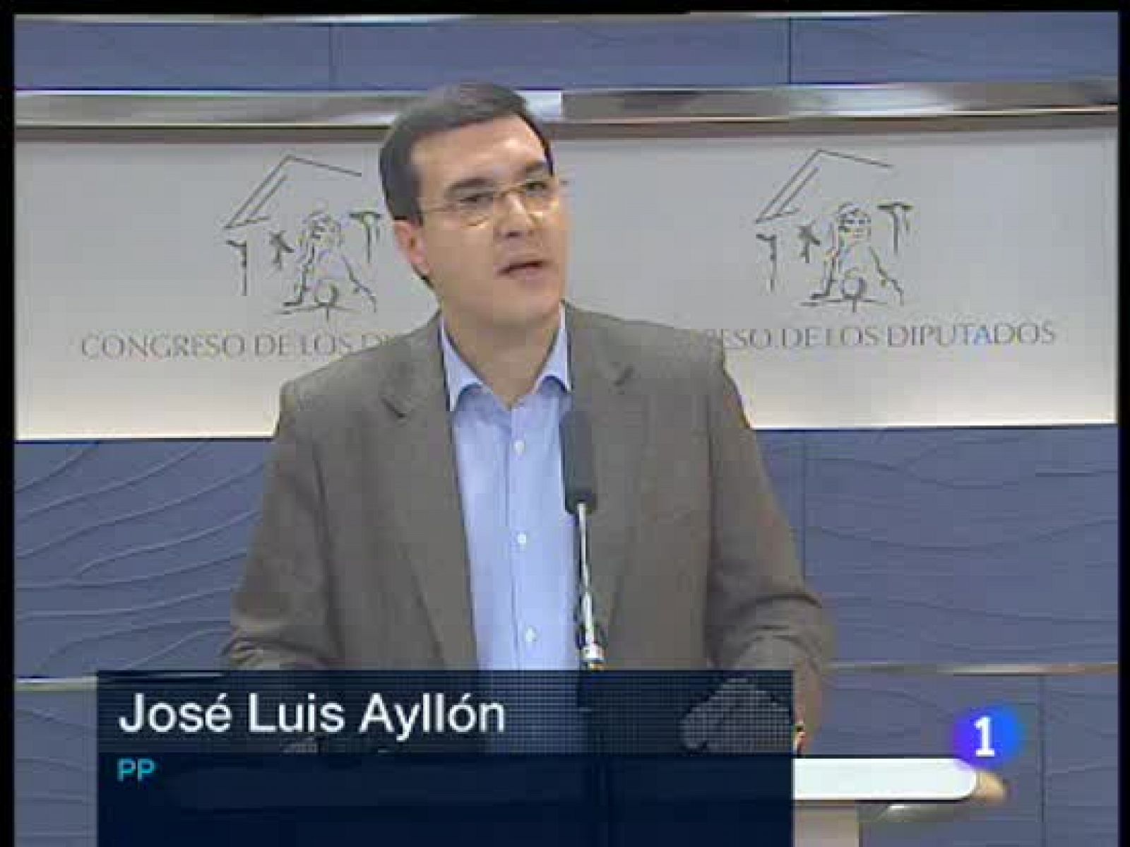 La oposición critica la reforma de la Ley de Extranjería | Ver