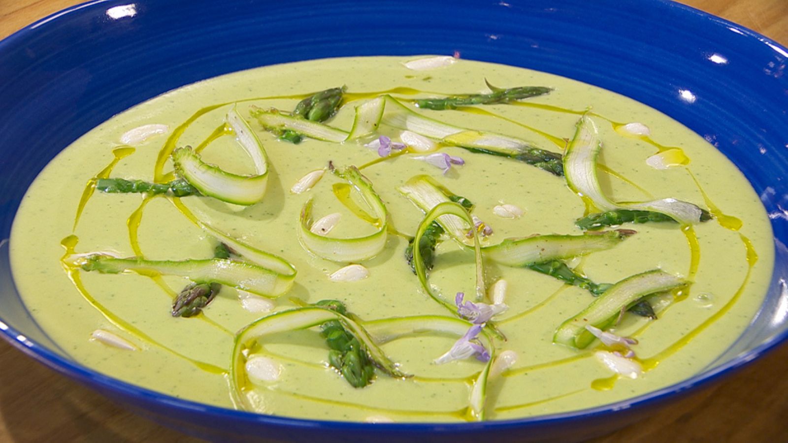 Torres en la cocina - Vichyssoise de espárragos