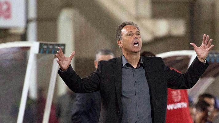 Telediario 1 - Caparrós, el favorito para sustituir a Del Bosque al frente de la Roja