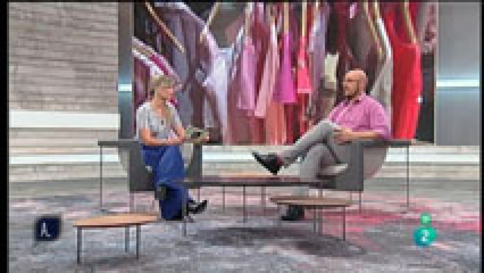 A punto con La 2 - Proyectos solidarios - La ropa usada