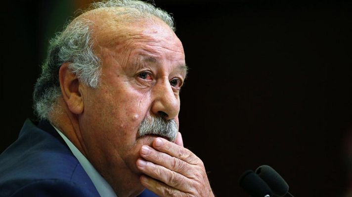 Telediario 1 - Del Bosque dice que Casillas se portó "así, así" con el cuerpo técnico en Francia