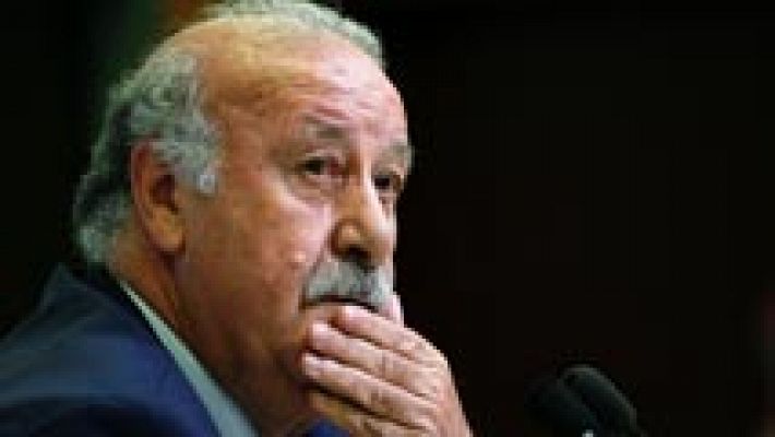 Telediario 1 - Del Bosque dice que Casillas se portó "así, así" con el cuerpo técnico en Francia