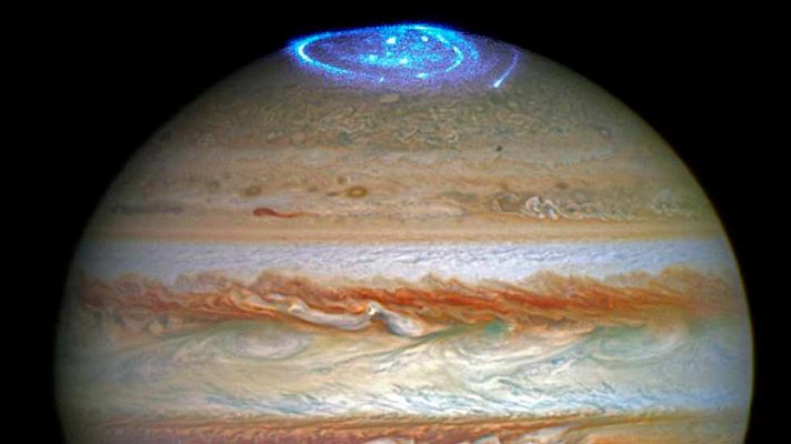Informativo 24h - El telescopio Hubble capta una aurora boreal en Júpiter
