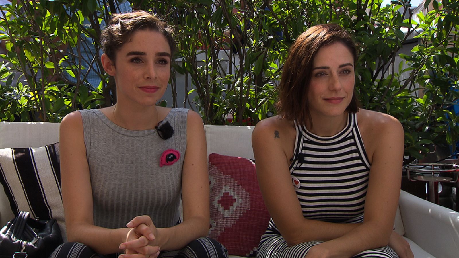 ¡Celia y Aurora celebran el Orgullo con los Silvistas!