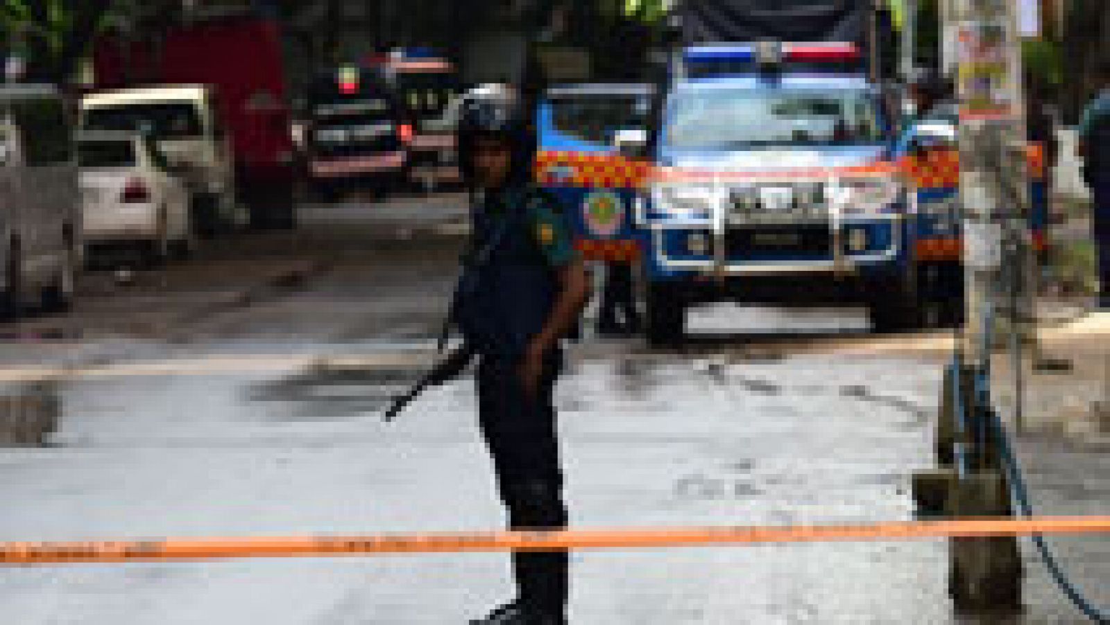 20 civiles muertos en un ataque terrorista en Daca