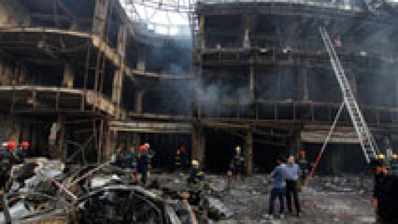 Decenas de muertos en un sangriento atentado del EI en Bagdad