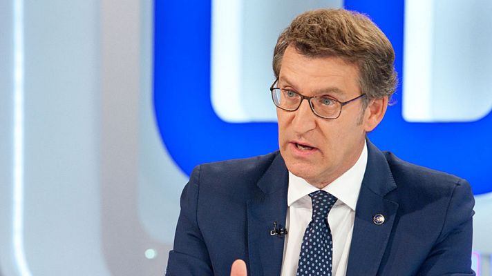 Los desayunos - Feijóo: "El país puede colapsar desde el punto de vista de los servicios y la gestión económica"