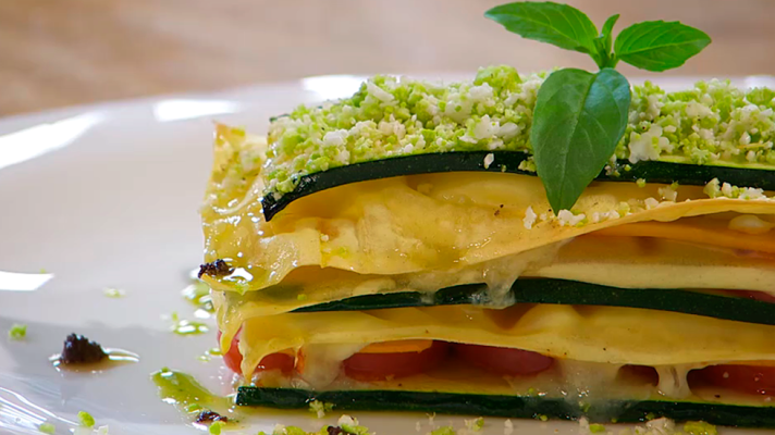 RTVE Cocina - Receta de lasaña de verduras y queso de cabra