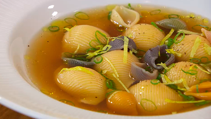 RTVE Cocina - Receta de conchas rellenas de mousse de pescado