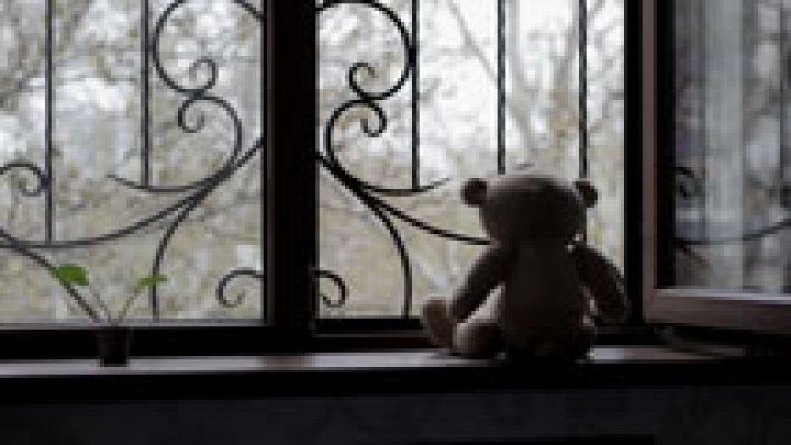 Una niña de 9 años graba a escondidas a su padre confesando que abusa sexualmente de ella