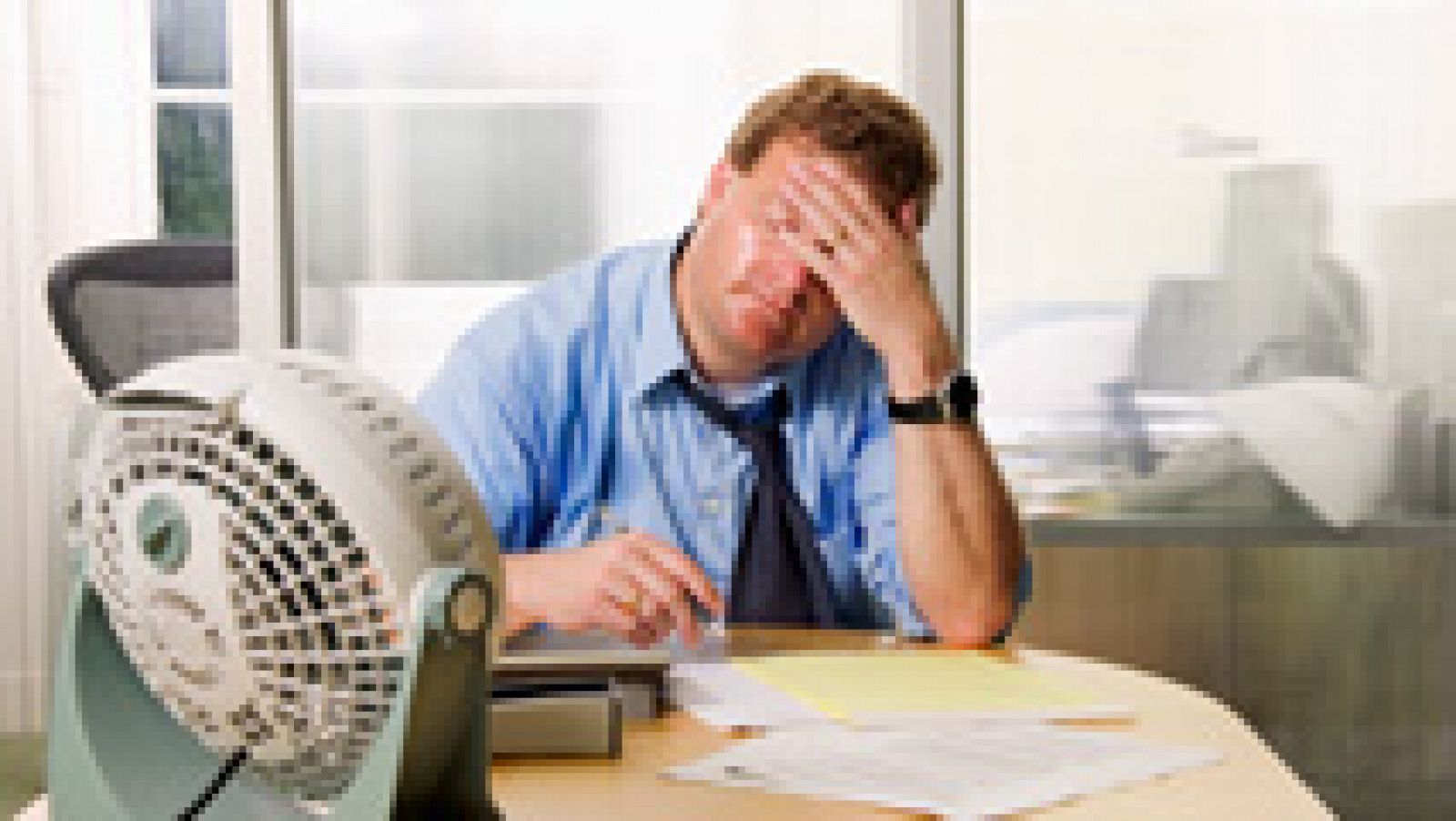 Telediario 1: Las altas temperaturas del verano pueden afectar a las condiciones de trabajo | RTVE Play