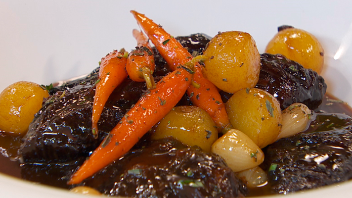 RTVE Cocina - Receta de estofado de toro