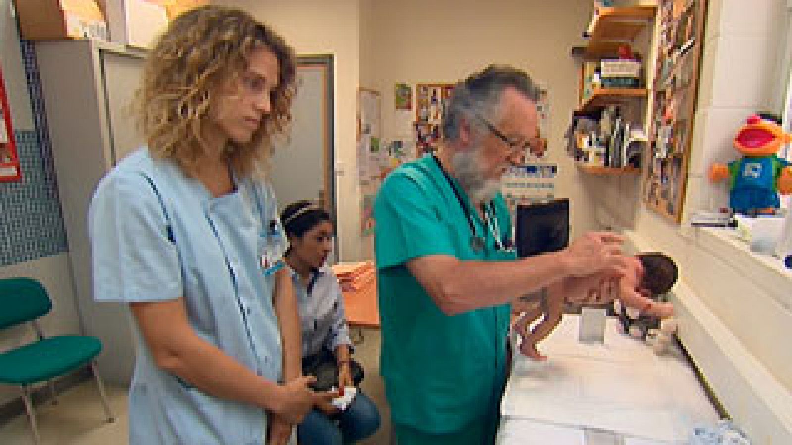 Telediario 1: Al menos seis mujeres contagiadas por Zika han dado a luz a bebés sanos en España | RTVE Play