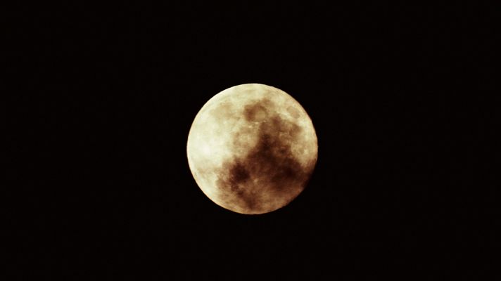 La luna. La cara oculta de la Tierra