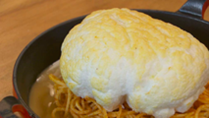 RTVE Cocina - Receta de huevos suflé con patatas