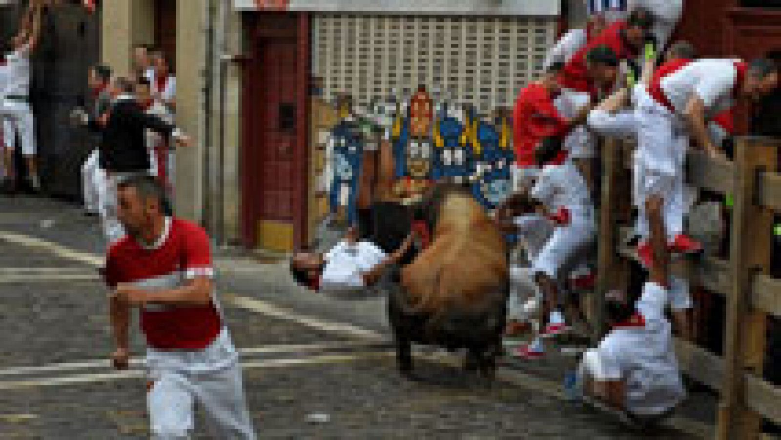 Telediario 1: Los Cebada Gago protagonizan un segundo encierro con siete heridos por asta de toro | RTVE Play