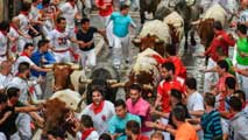 Encierro complicado en la tercera jornada de San Fermín