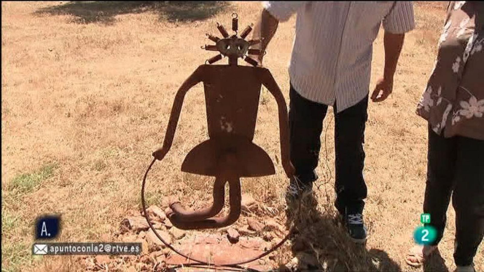 A punto con La 2 - Reciclando - Parque de esculturas 'Bravo por el reciclaje'