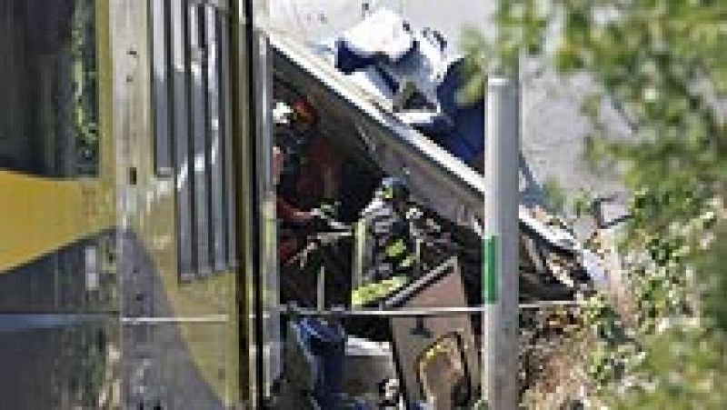 Al menos 20 fallecidos en un accidente de tren en la región italiana de Apulia