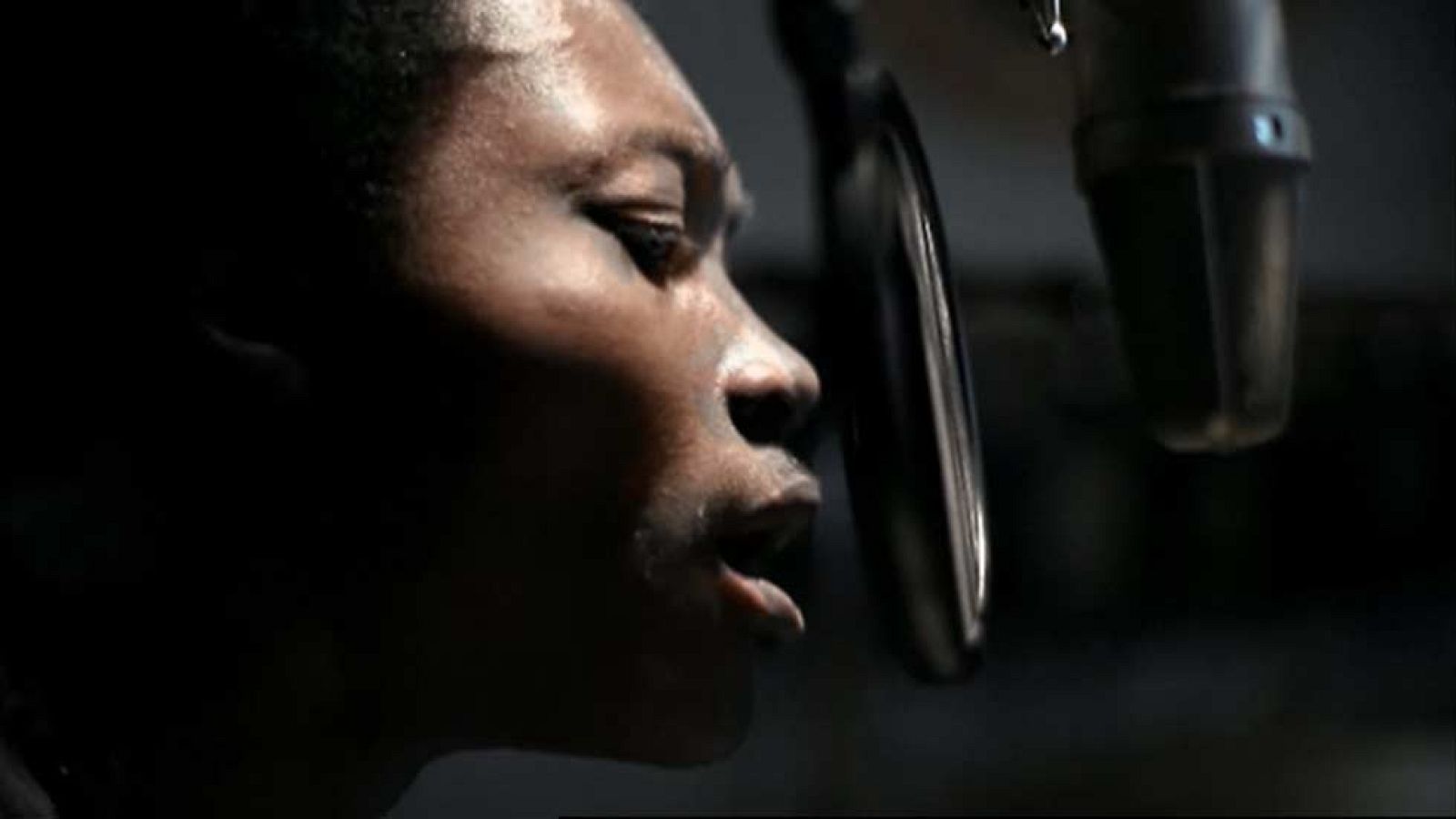 Benjamin Clementine despliega su misteriosa voz en Madrid