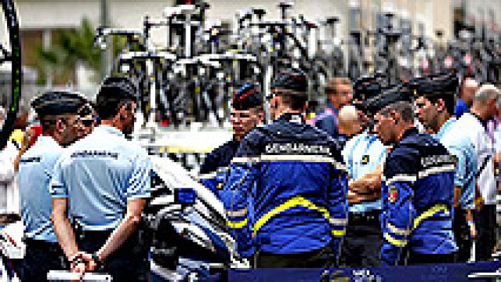 Telediario 1 - El Tour vela por la seguridad de entre 10 y 12 millones de espectadores