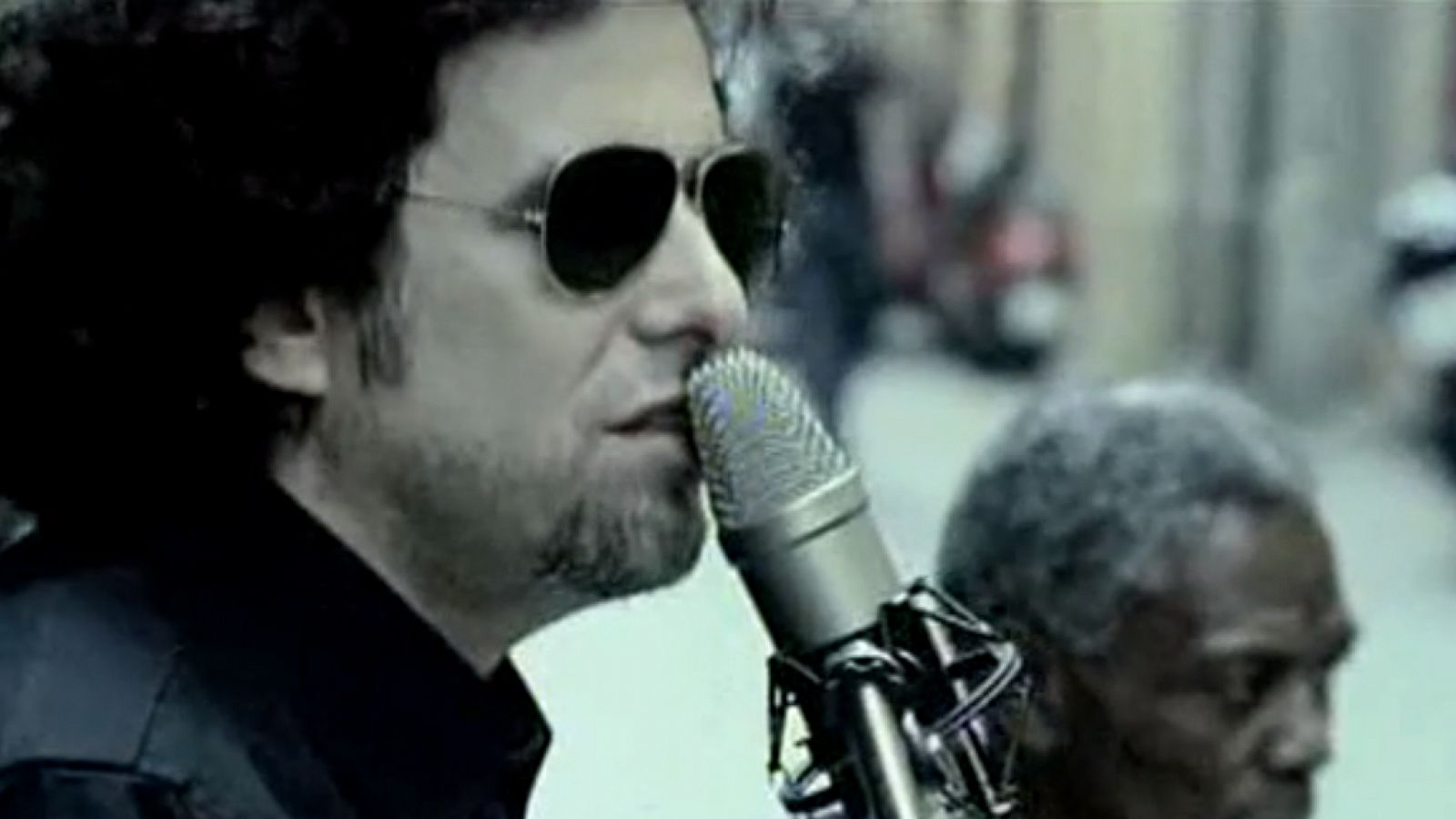 Metrópolis - Clip producido por... - Metrópolis | Ver