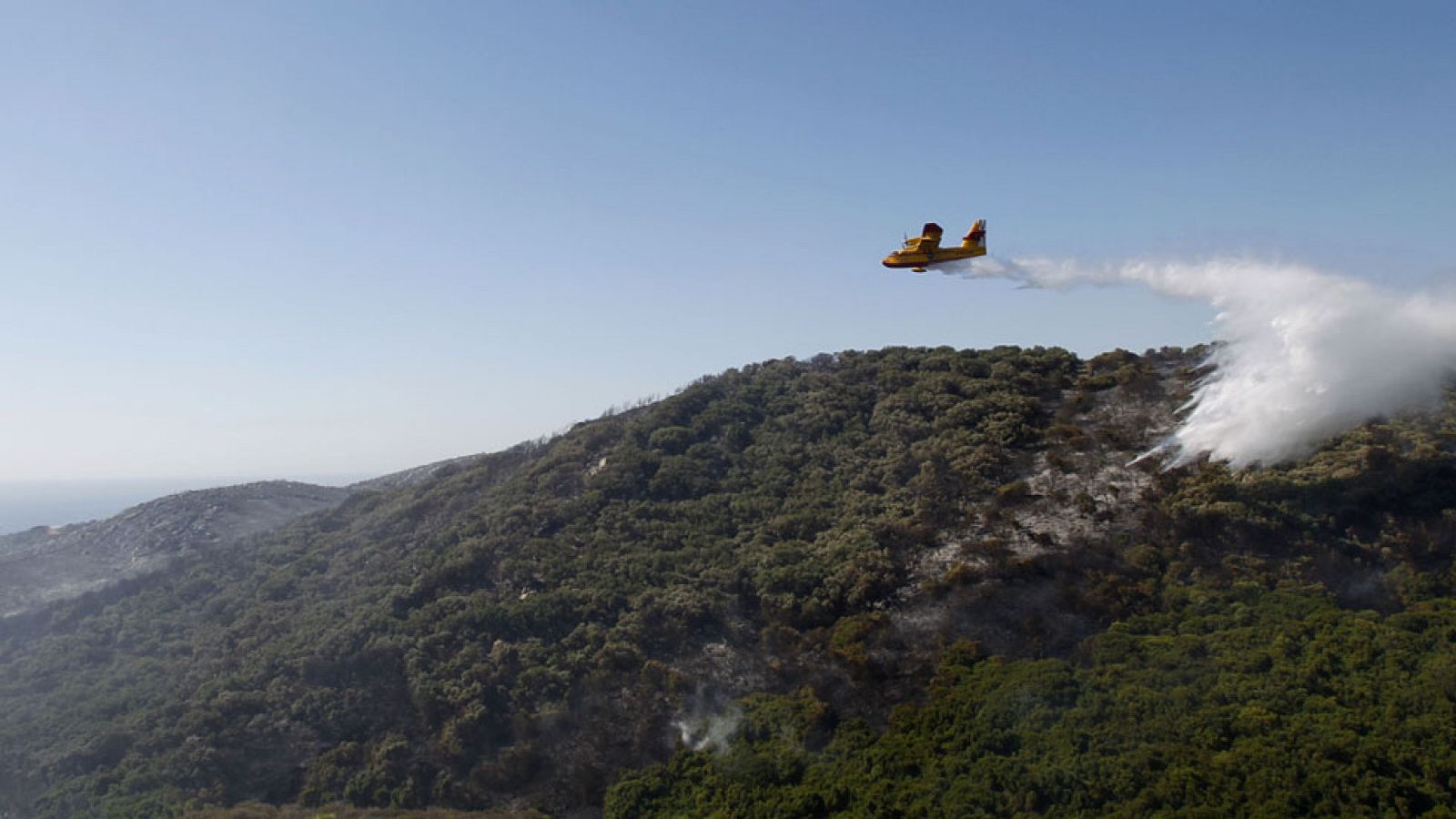 Estabilizados los incendios forestales del Campo de Gibraltar, en Cádiz