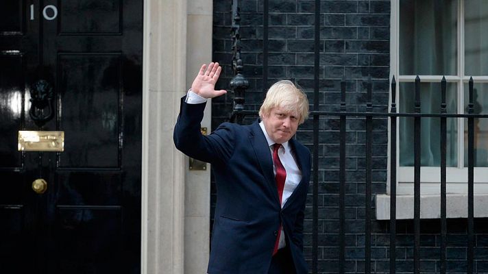 Los desayunos - Theresa May nombra a sus primeros ministros y coloca a Boris Johnson al frente de Exteriores