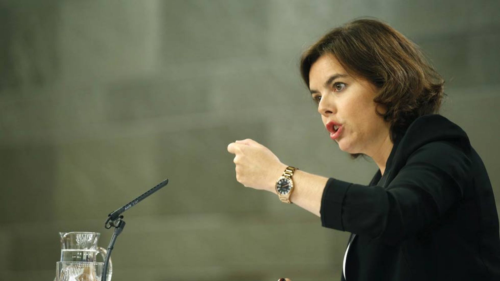 Sáenz de Santamaría dice que los partidos están llamados a participar en una "legislatura colaborativa" - Informativo 24h | Ver