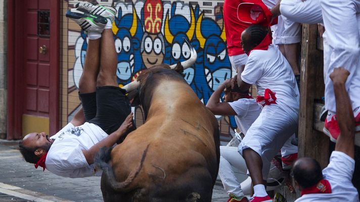 Telediario 1 - Los sanfermines acaban con un balance de 12 heridos por asta de toro