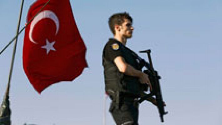 La intentona golpista de Turquía se salda con al menos 181 muertos