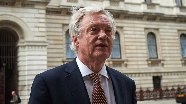 Informativo 24h - Londres estudai restringir la estancia de europeos