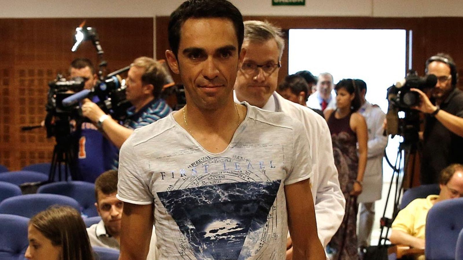 El ciclista español Alberto Contador ha vuelto a la actividad tras su retirada del Tour de Francia con el objetivo de ponerse a punto para participar en la Vuelta a España.