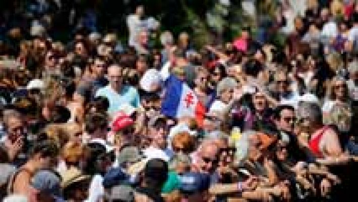 Informativo 24h - Minuto de silencio por las víctimas del ataque en Niza