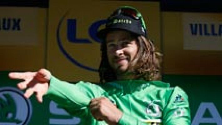 Sagan se impone en la decimosexta etapa y Froome sigue líder