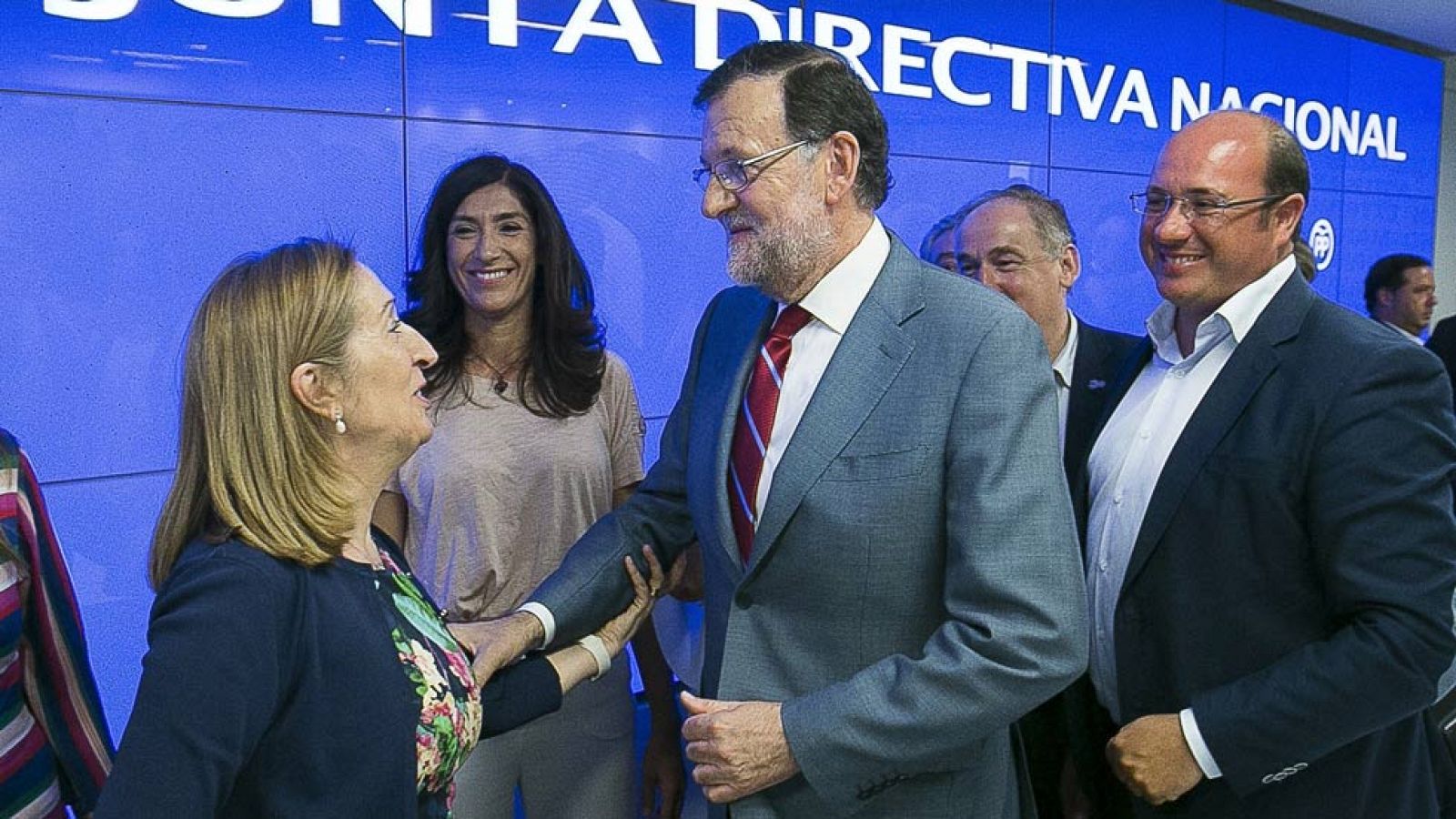 Rajoy propone a Ana Pastor como presidenta del Congreso tras llegar a un acuerdo con Ciudadanos | Ver