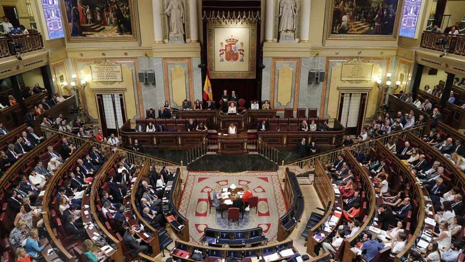 La actividad parlamentaria vuelve en pleno verano