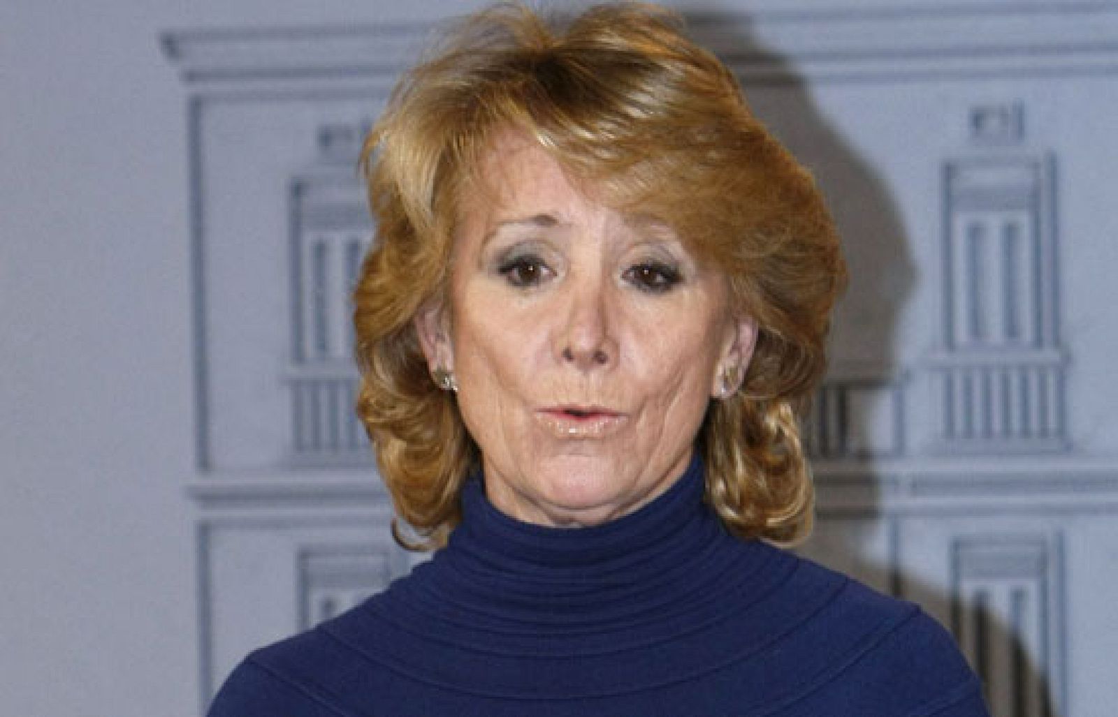 Esperanza Aguirre se muestra satisfecha tras la reunión mantenida en Moncloa con Zapatero | Ver