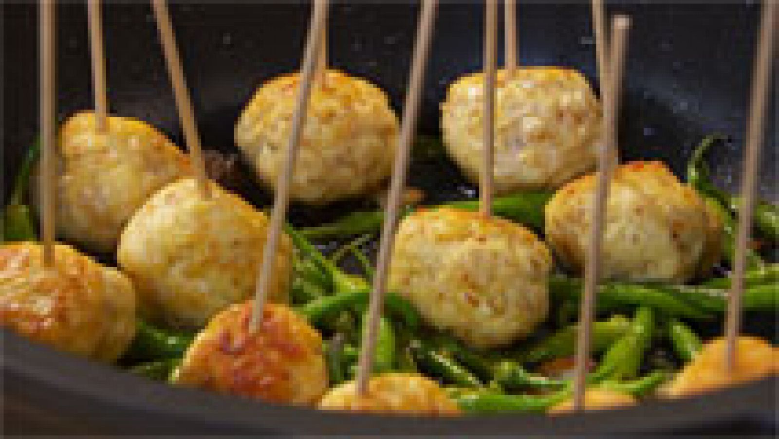 Torres en la cocina - Receta de albóndigas de pollo con salsa de yogur