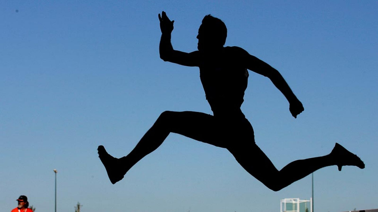 El Tribunal de Arbitraje Deportivo (TAS) rechazó este jueves la apelación presentada por el Comité Olímpico Ruso y 68 atletas contra la sanción impuesta por la IAAF de participar en competiciones internacionales, lo que le deja al atletismo ruso fuera de los Juegos Olímpicos de Río de Janeiro.